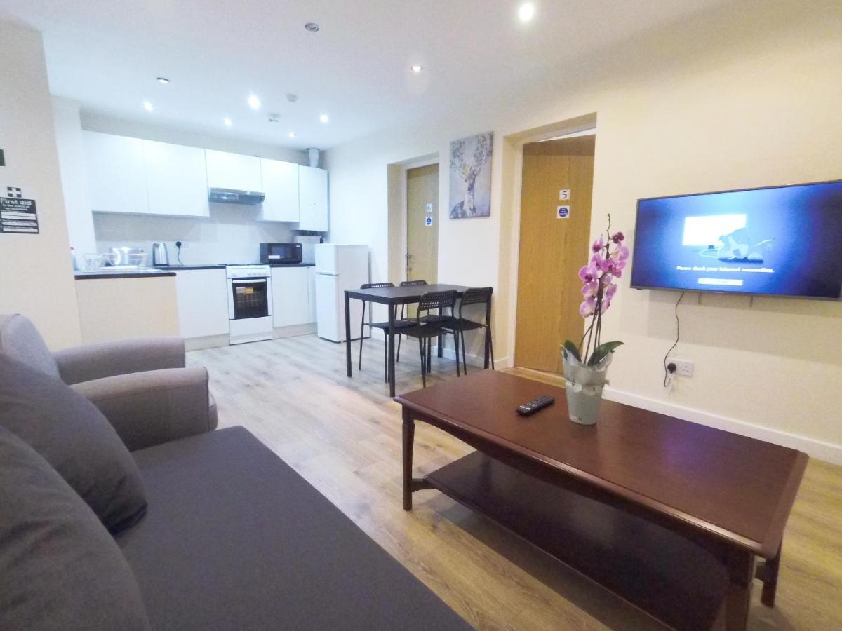 Apple Garden B-5 Apartman London Kültér fotó