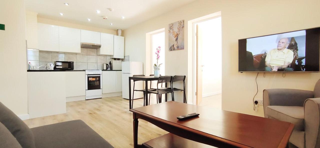 Apple Garden B-5 Apartman London Kültér fotó