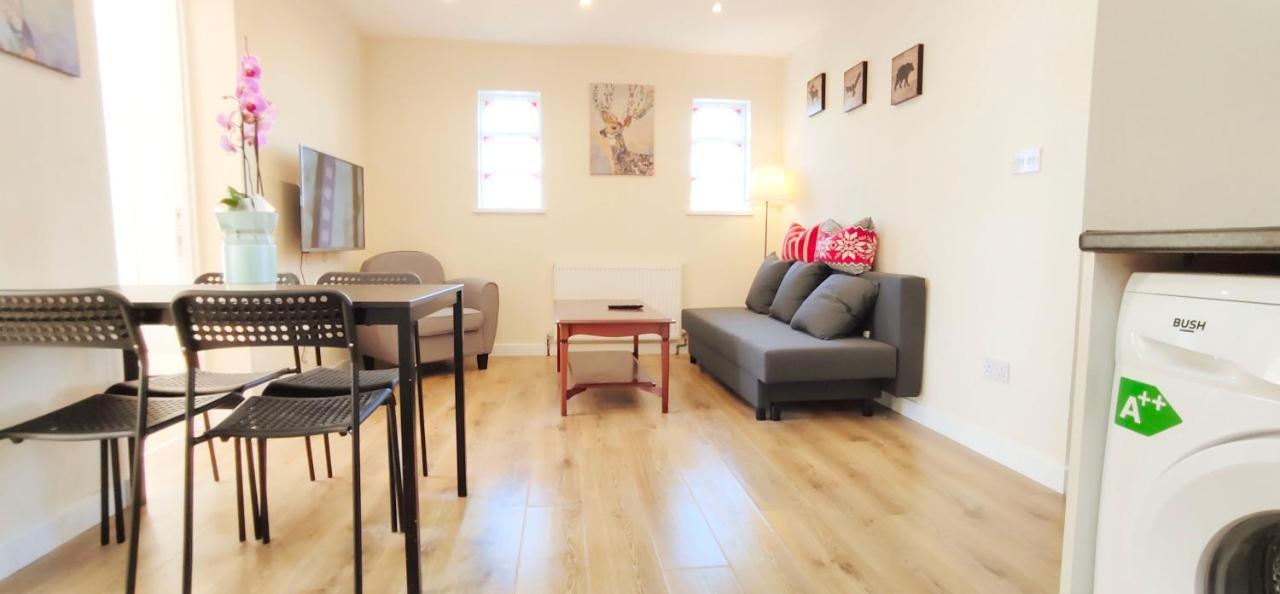 Apple Garden B-5 Apartman London Kültér fotó